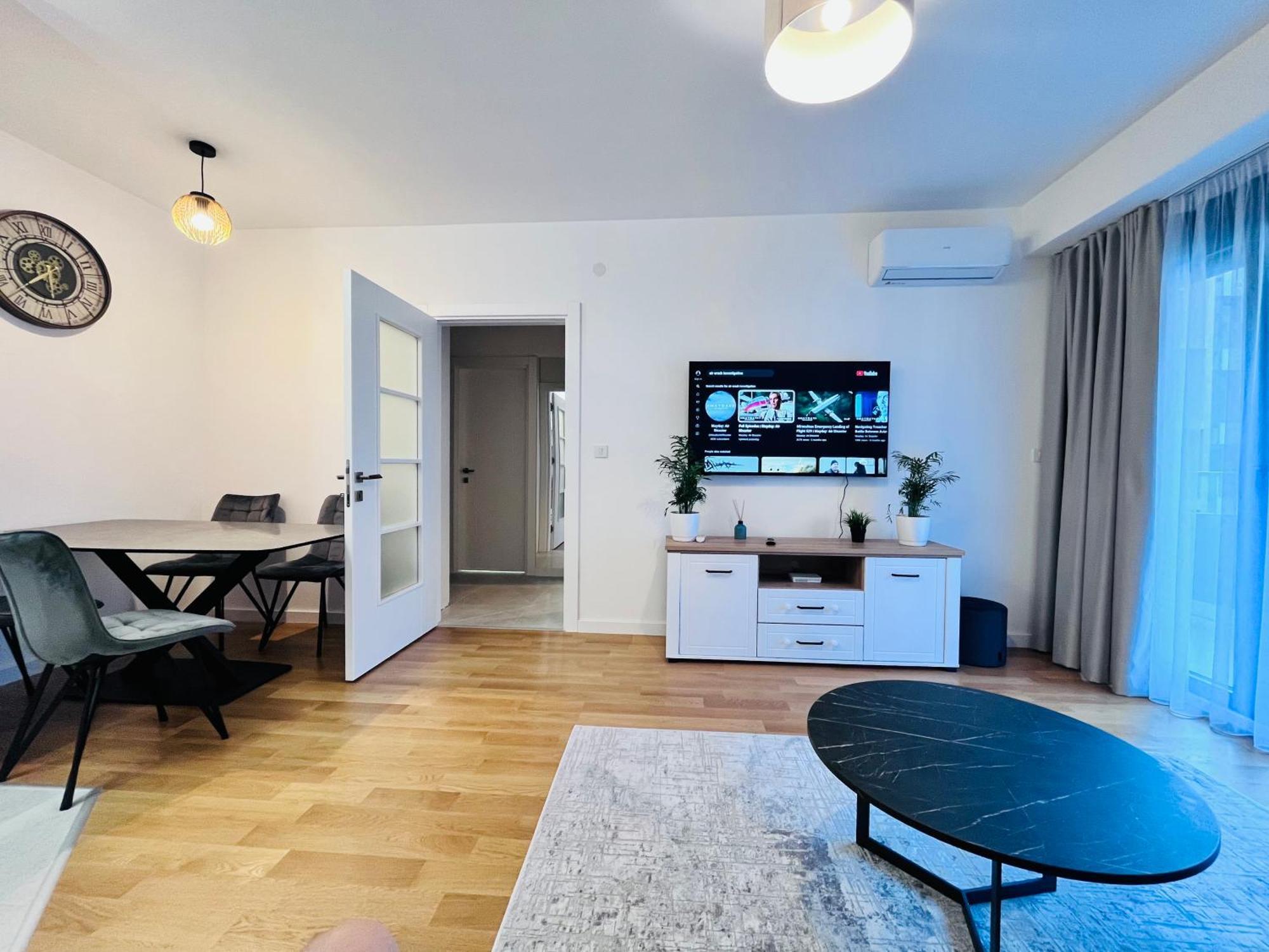 Tivat Apartments Buitenkant foto